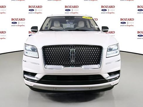Used 2019 Lincoln Navigator Reserve AWD/4WD image 3