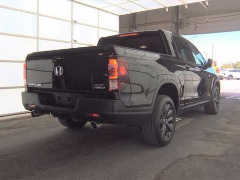 Used 2023 Honda Ridgeline Sport image 4