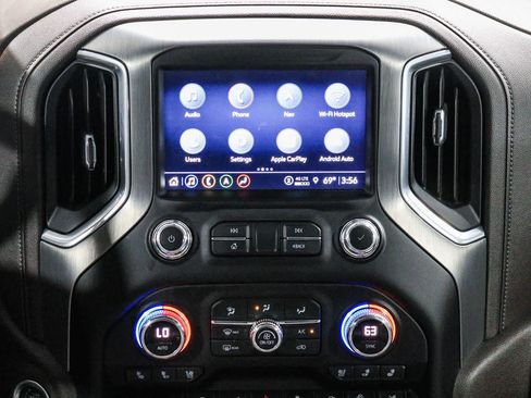 Used 2021 GMC Sierra 1500 Denali w/ Denali Ultimate Package AWD/4WD image 16