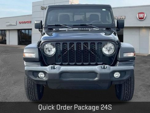 Used 2020 Jeep Gladiator Sport w/ Quick Order Package 24S AWD/4WD image 2