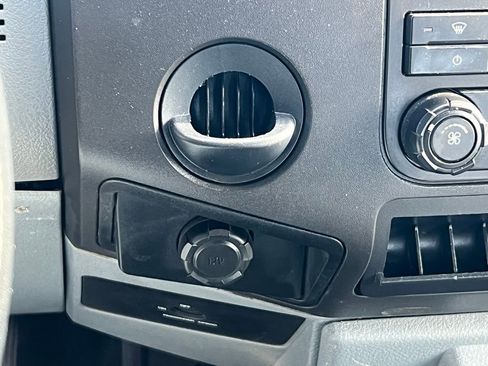 Used 2012 Ford F450 XL w/ XL Value Pkg image 28