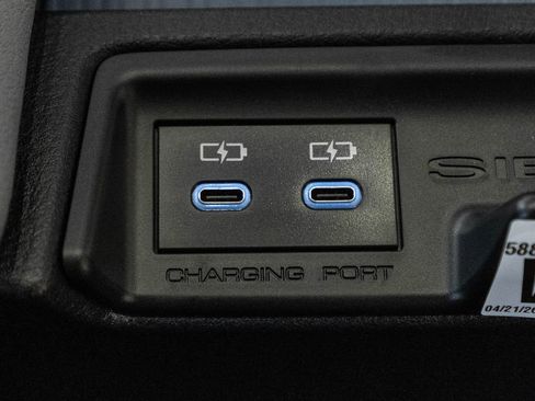 New 2026 Toyota Sienna XLE FWD image 35