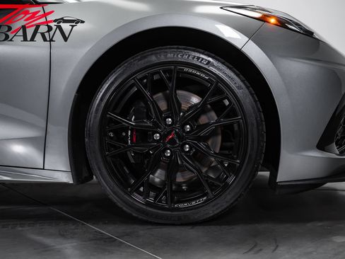 Used 2023 Chevrolet Corvette Stingray Preferred Cpe w/ Z51 Performance Package RWD image 19