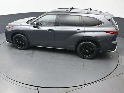 Certified 2023 Toyota Highlander XSE image 48