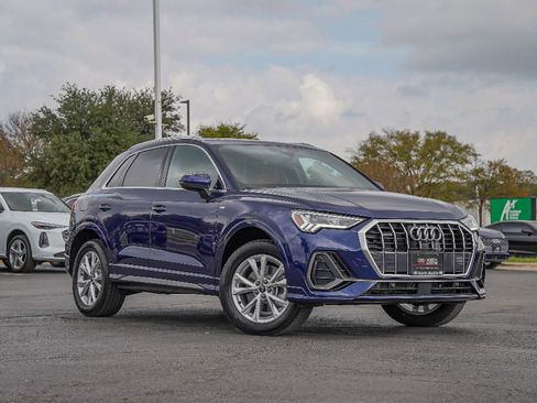 Certified 2025 Audi Q3 2.0T Premium Plus w/ Premium Plus Package image 1