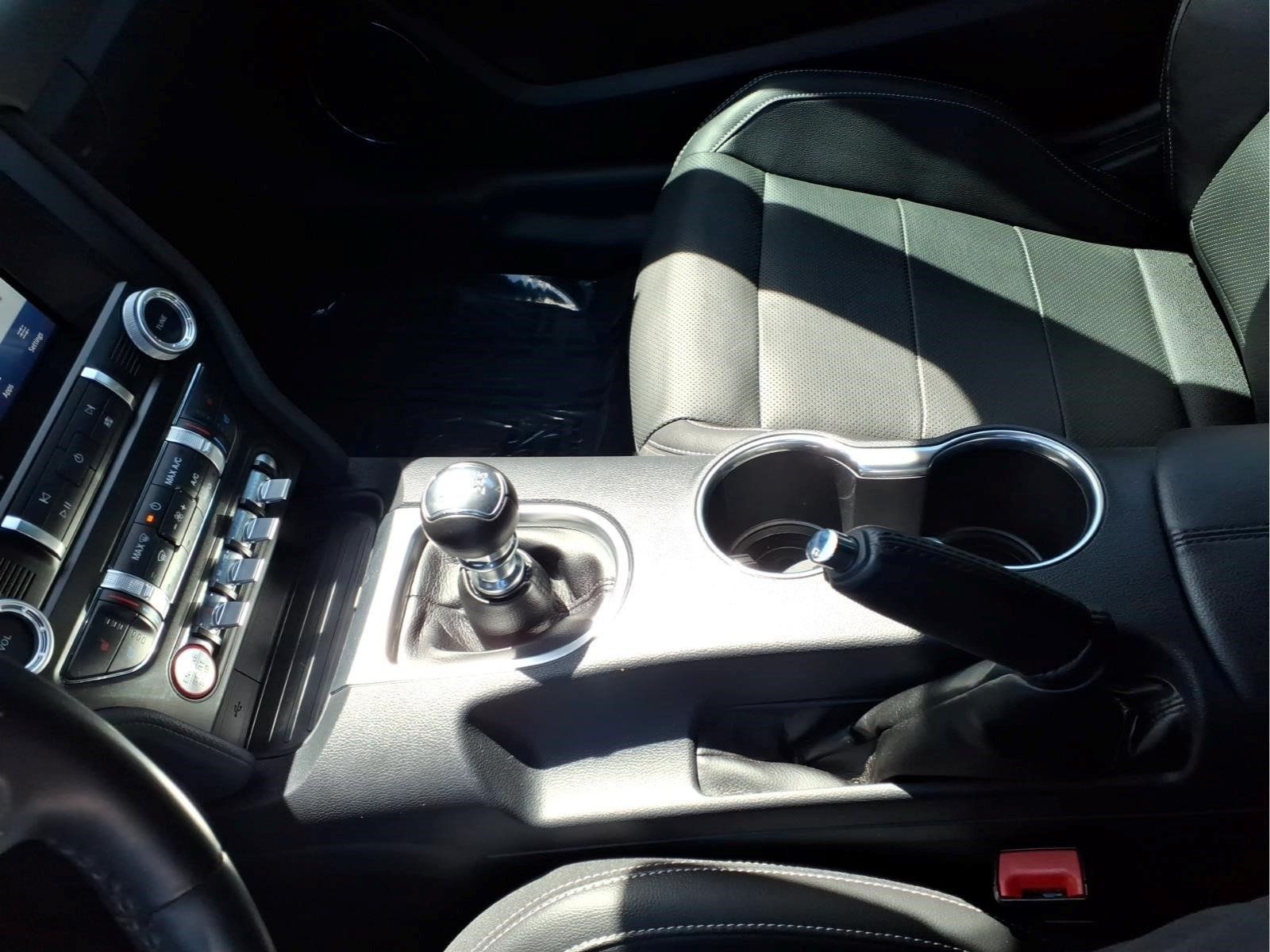 Used 2022 Ford Mustang GT Premium w/ Black Accent Package RWD image 14