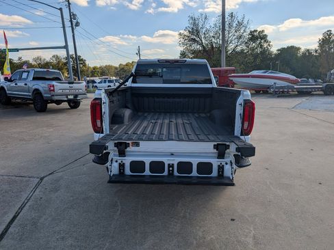 Used 2022 GMC Sierra 2500 Denali w/ Denali Ultimate Package image 10