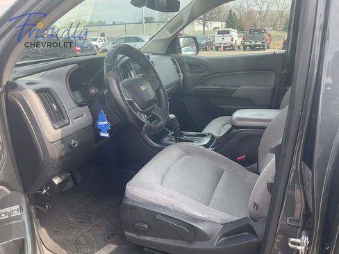 Used 2016 Chevrolet Colorado W/T w/ WT Convenience Package RWD image 6