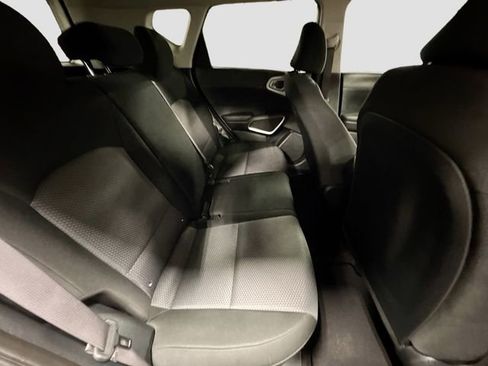 Used 2023 Kia Soul LX w/ LX Technology Package image 25
