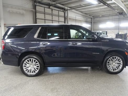 Used 2024 Chevrolet Tahoe High Country w/ Advanced Technology Package AWD/4WD image 8
