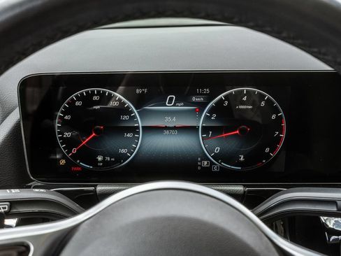 Used 2022 Mercedes-Benz GLA 250 4MATIC w/ Premium Package Lite image 14
