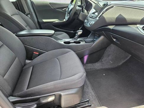 Used 2024 Chevrolet Malibu LT FWD image 19