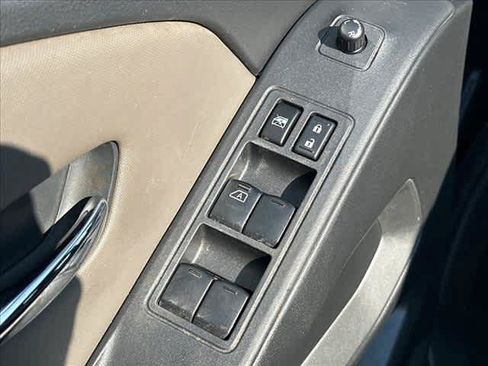 Used 2022 Nissan Frontier SV w/ Technology Package AWD/4WD image 18