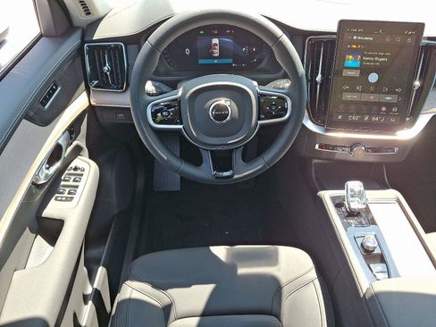 Used 2026 Volvo XC90 B6 Plus w/ Protection Package Premier image 7