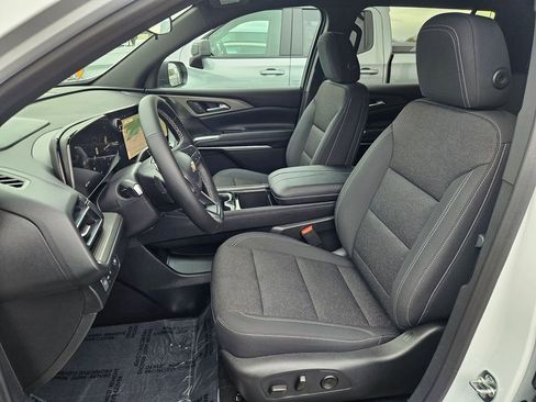 New 2026 Chevrolet Traverse LT FWD image 22