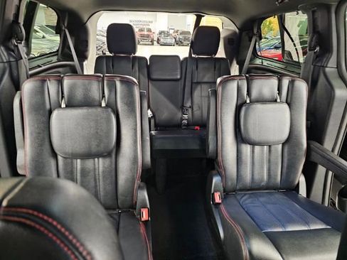 Used 2017 Dodge Grand Caravan GT image 33