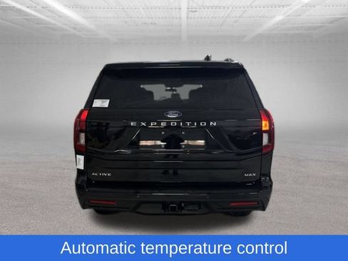 Used 2025 Ford Expedition Max Active AWD/4WD image 8