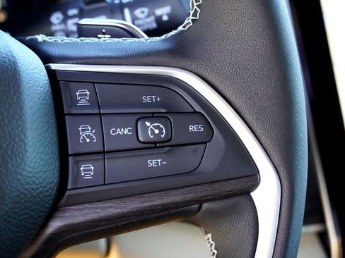 New 2025 Jeep Grand Cherokee Limited image 20