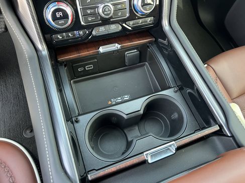 Used 2023 GMC Yukon Denali Ultimate w/ LPO, Floor Liner Package image 25