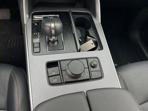 Certified 2025 MAZDA CX-70 Plug-In Hybrid w/ Premium Pkg image 17