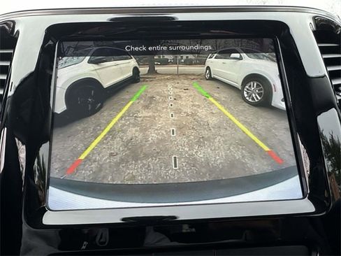 Certified 2019 Jeep Cherokee Limited image 29