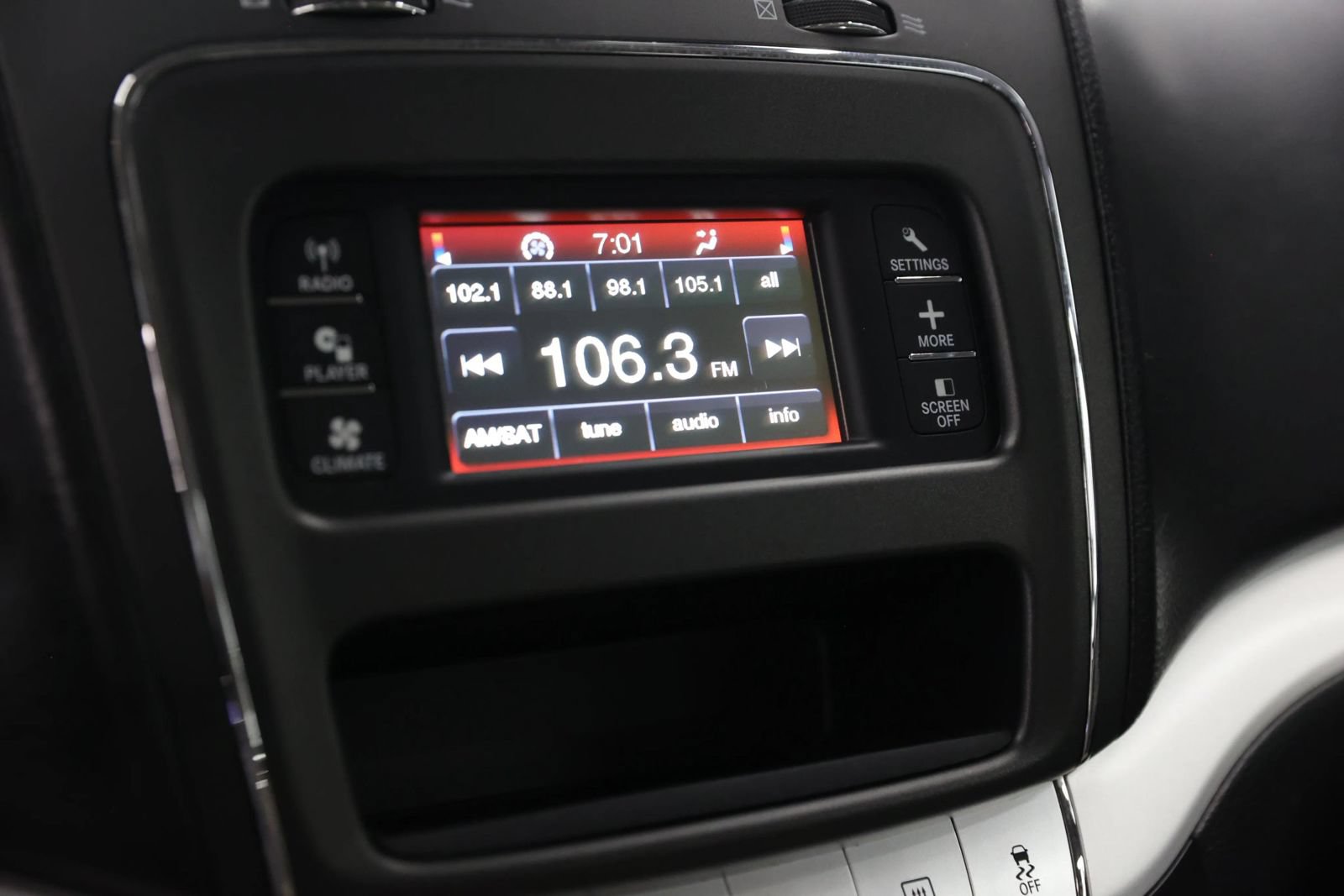 Used 2015 Dodge Journey American Value Package w/ Flexible Seating Group FWD image 36