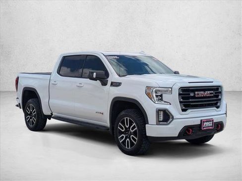 Used 2022 GMC Sierra 1500 AT4 w/ AT4 Premium Package AWD/4WD image 3