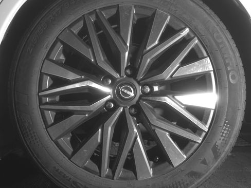 Used 2025 Nissan Altima 2.5 SV image 14