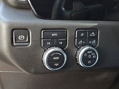 Used 2024 GMC Sierra 1500 SLT AWD/4WD image 21