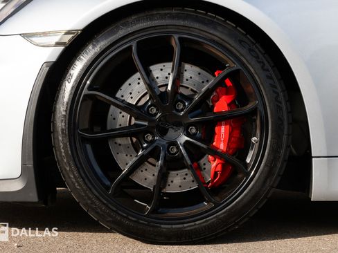 Used 2016 Porsche Cayman GT4 image 8