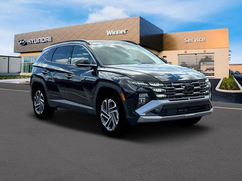 New 2025 Hyundai Tucson Limited image 11