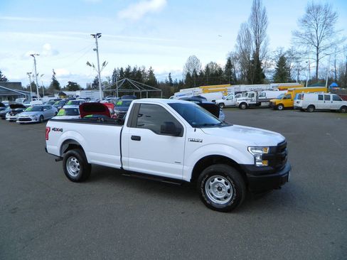 Used 2017 Ford F150 XL w/ Equipment Group 101A Mid image 2