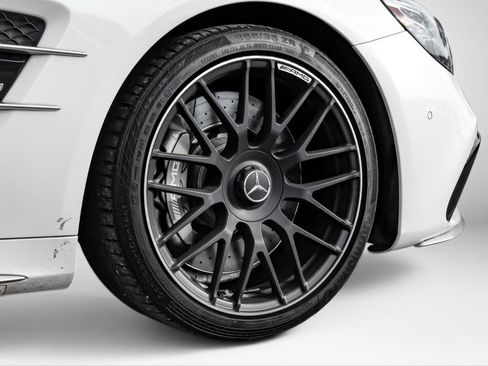 Used 2018 Mercedes-Benz SL 63 AMG image 48