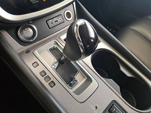 Used 2023 Nissan Murano SV AWD/4WD image 14