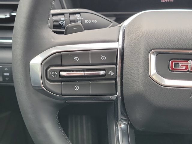 Used 2025 GMC Terrain Elevation w/ Elevation Premium Package AWD/4WD image 11