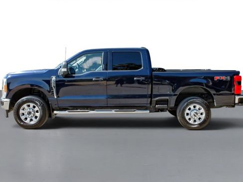 Used 2023 Ford F350 XLT w/ 360-Degree Camera Package AWD/4WD image 9