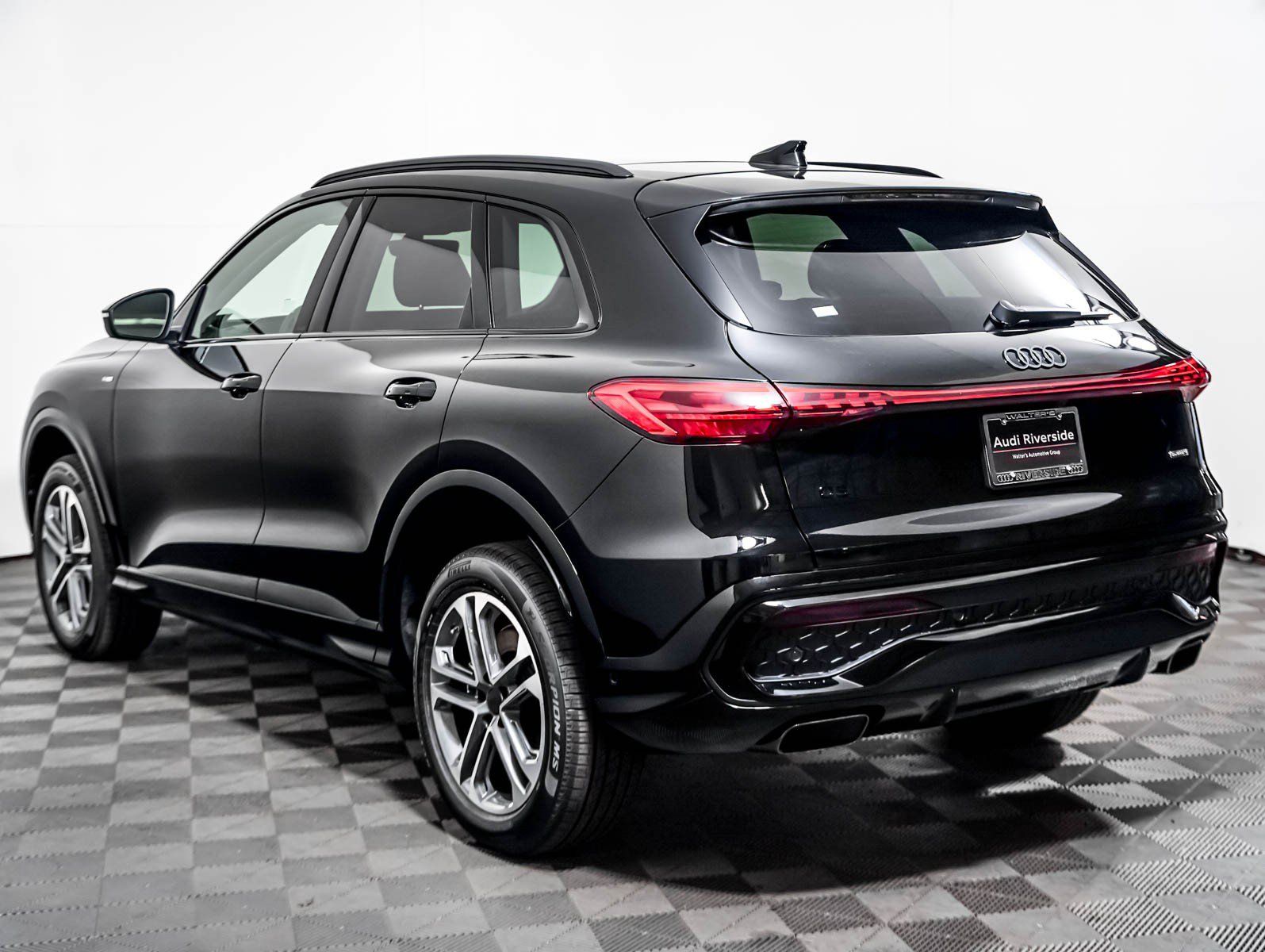 New 2026 Audi Q5 2.0T AWD/4WD image 2