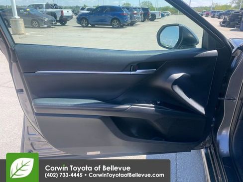 Used 2023 Toyota Camry XSE FWD image 18