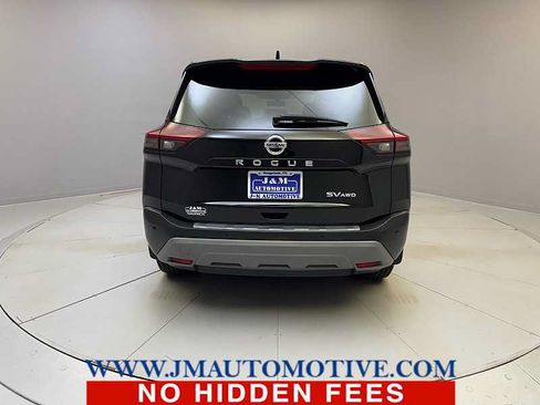 Used 2021 Nissan Rogue SV AWD/4WD image 4