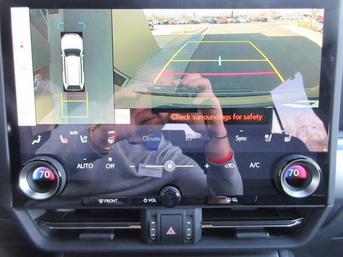 Used 2026 Lexus GX 550 image 44