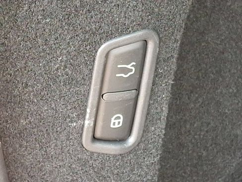 Used 2022 Maserati Levante Modena S image 31