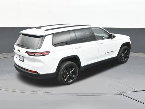 Used 2023 Jeep Grand Cherokee L Laredo AWD/4WD image 63