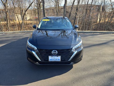 Used 2024 Nissan Sentra SV image 7