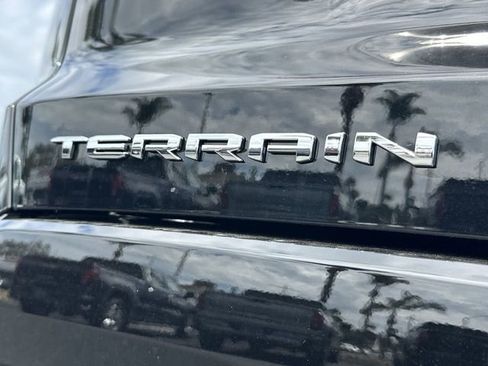 New 2026 GMC Terrain AT4 AWD/4WD image 36