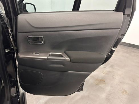 Used 2019 Mitsubishi Outlander Sport ES FWD image 42