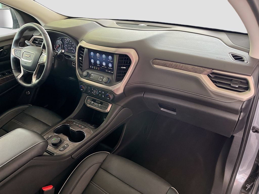 Used 2022 GMC Acadia Denali FWD image 31
