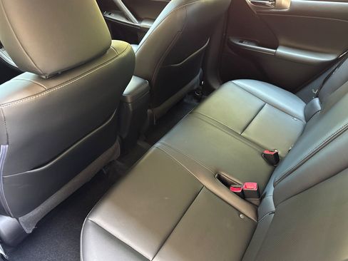 Used 2016 Lexus CT 200h w/ Navigation Package FWD image 26