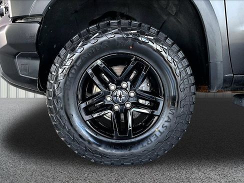 Used 2023 Chevrolet Silverado 1500 ZR2 w/ Technology Package AWD/4WD image 35