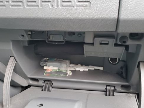 Used 2013 Ford E-350 and Econoline 350 XL image 39