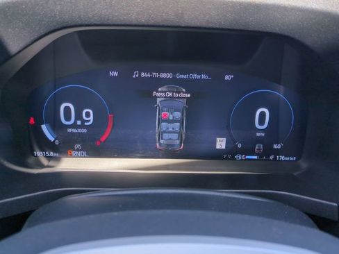 Used 2025 Ford Explorer Active image 33